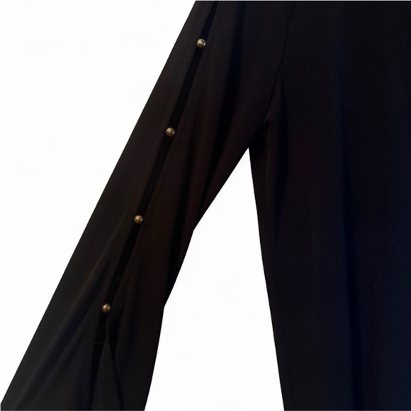 Micheal Kors black button detailed shirt | size medium black - Picture 2 of 6